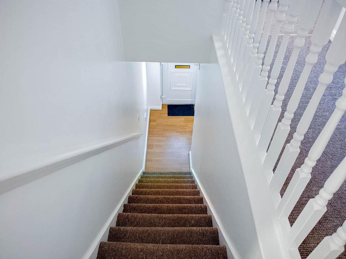 Apartment Airport Lounge - 3 Bed - 6 Persons