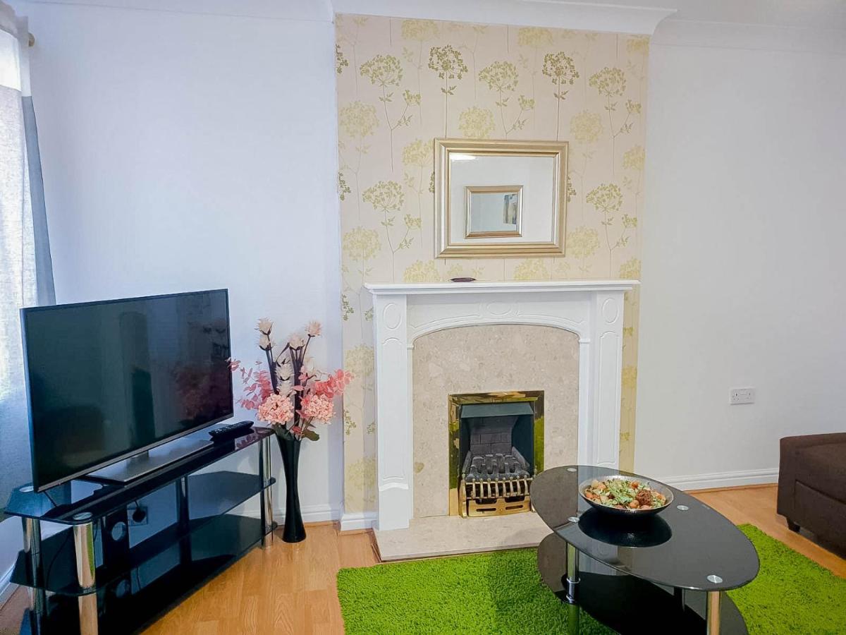 Appartamento Airport Lounge - 3 Bed - 6 Persons Manchester